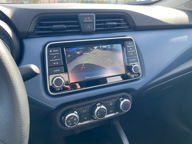 2025 Nissan Versa SV photo 12