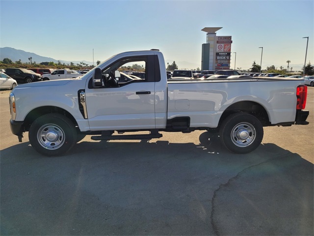2024 Ford F-350 XL photo 4
