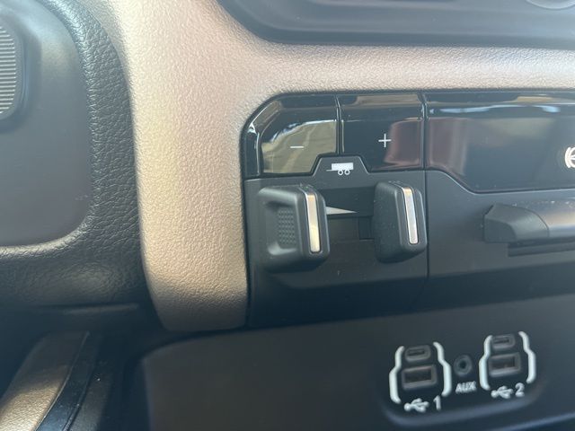 2020 Ram 2500 Laramie photo 23