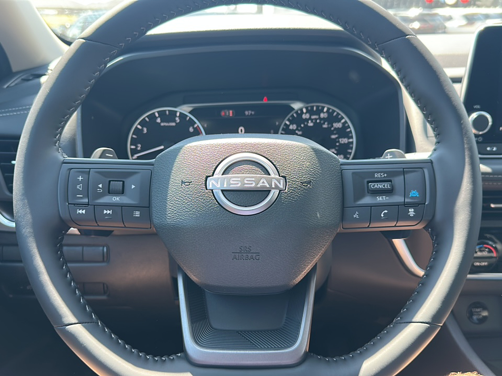 2026 Nissan Rogue SV photo 5