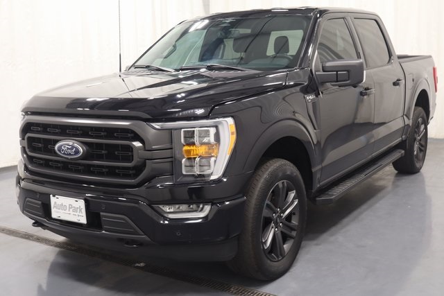 2023 Ford F-150 XLT photo 4