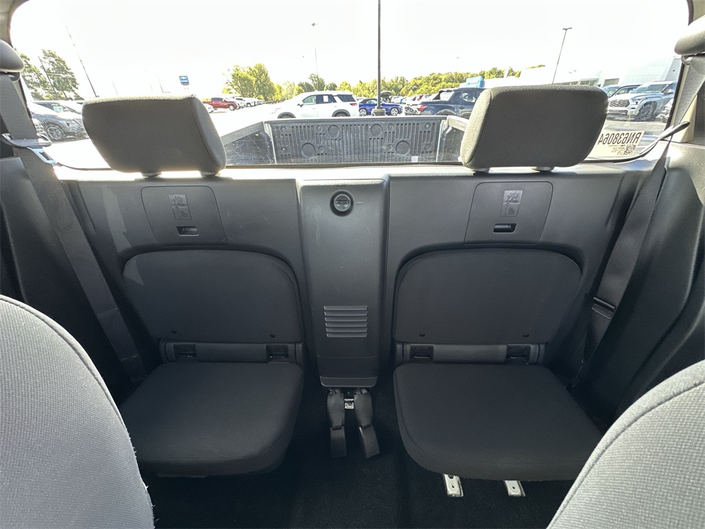 2024 Nissan Frontier S photo 21