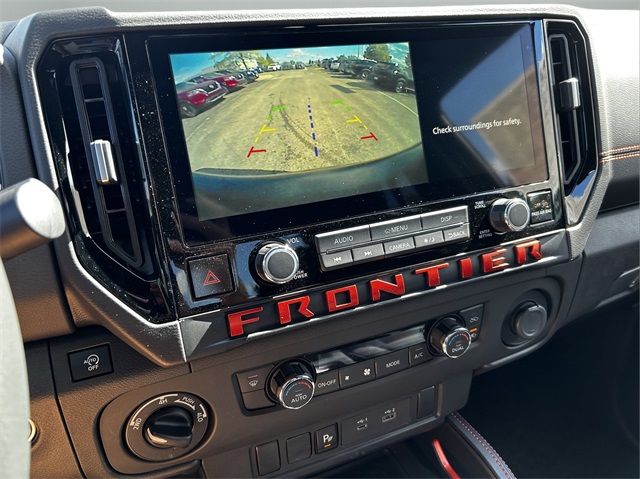 2025 Nissan Frontier PRO-4X photo 27