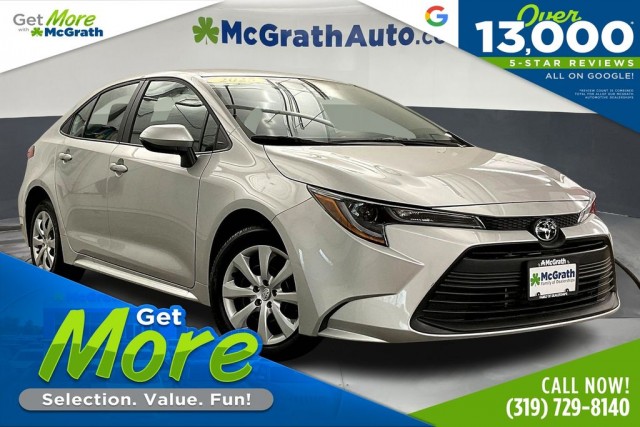 2025 Toyota Corolla LE's photo