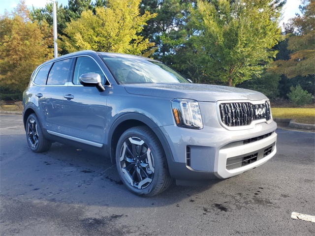 2025 Kia Telluride EX photo 3