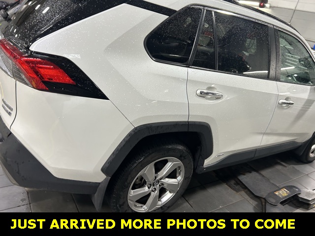 2019 Toyota RAV4 Hybrid Limited photo 2