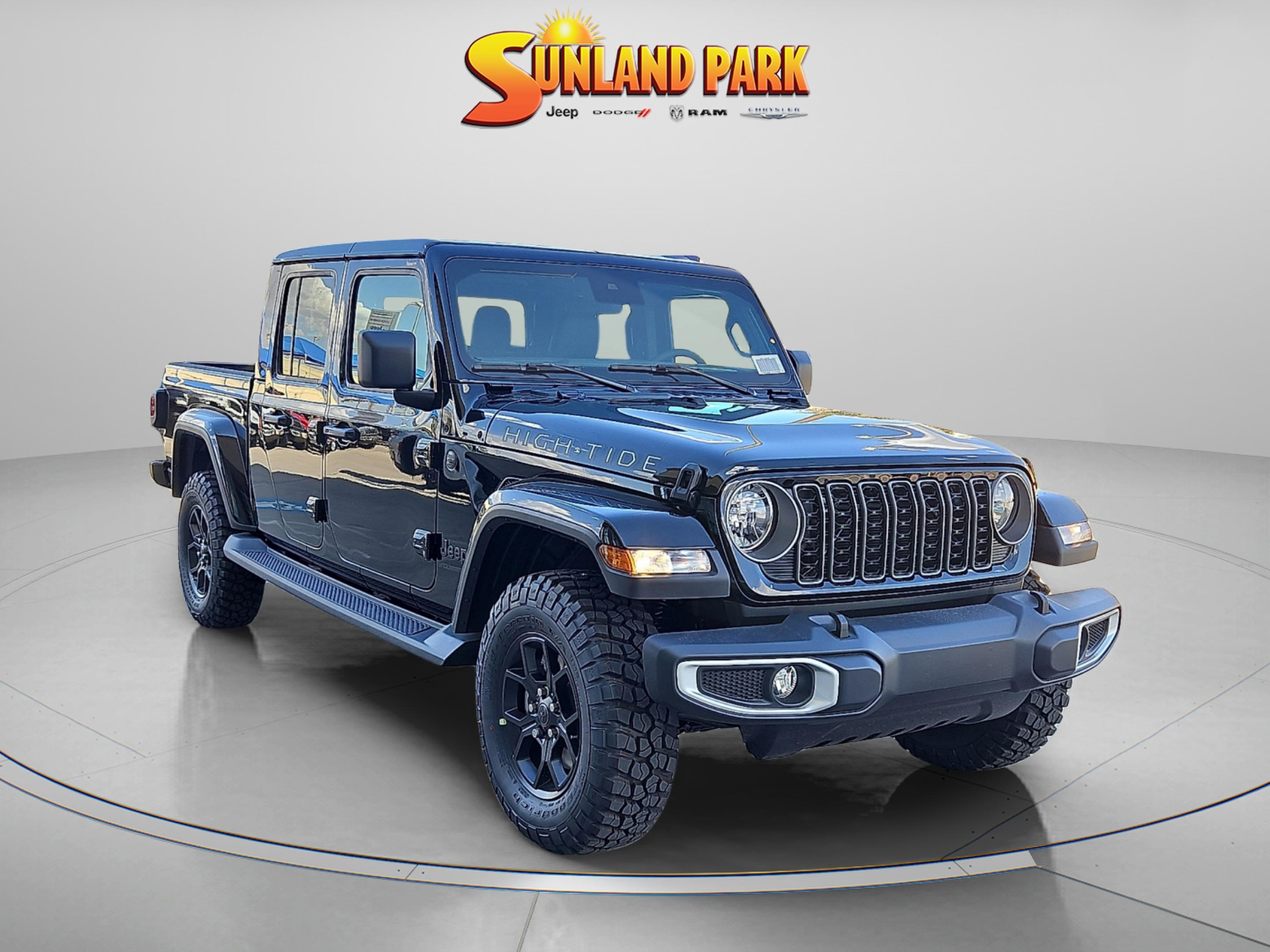 2025 Jeep Gladiator High Tide's photo