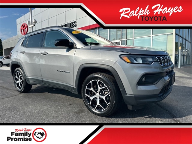 2024 Jeep Compass Latitude's photo