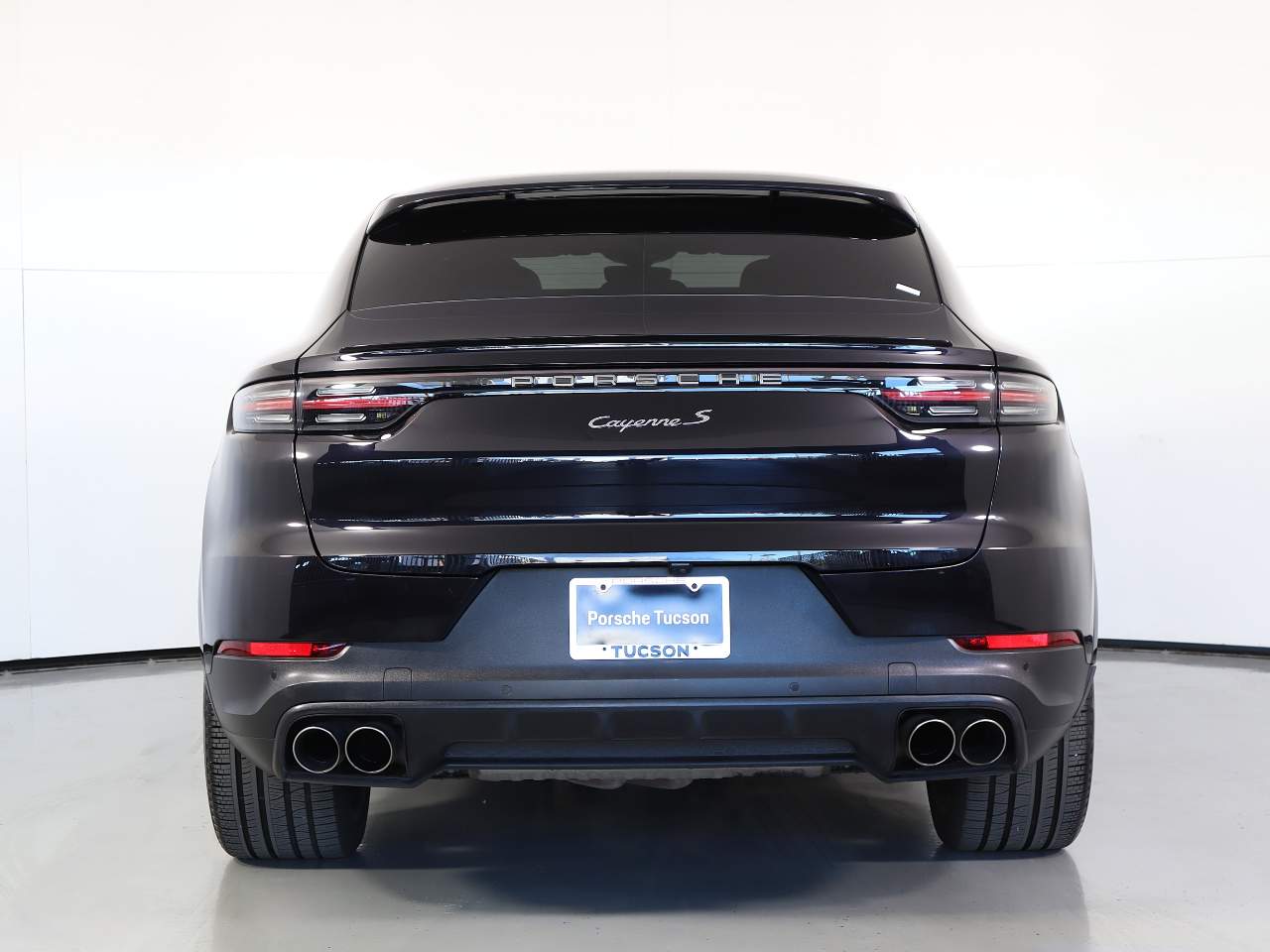 2022 Porsche Cayenne S Coupe photo 4