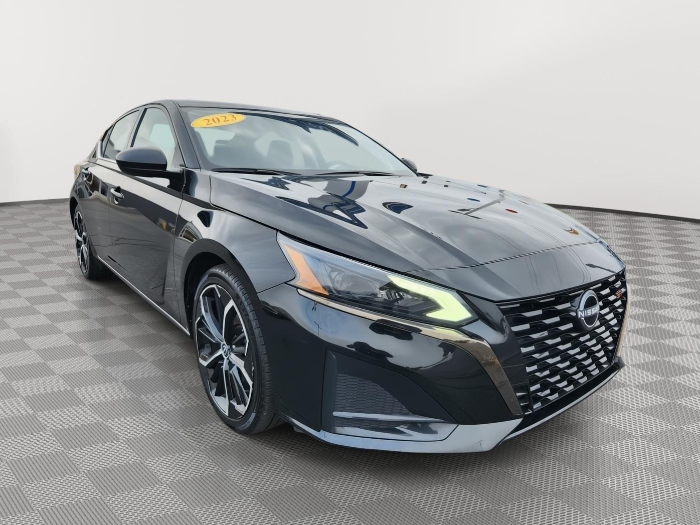 2023 Nissan Altima SR