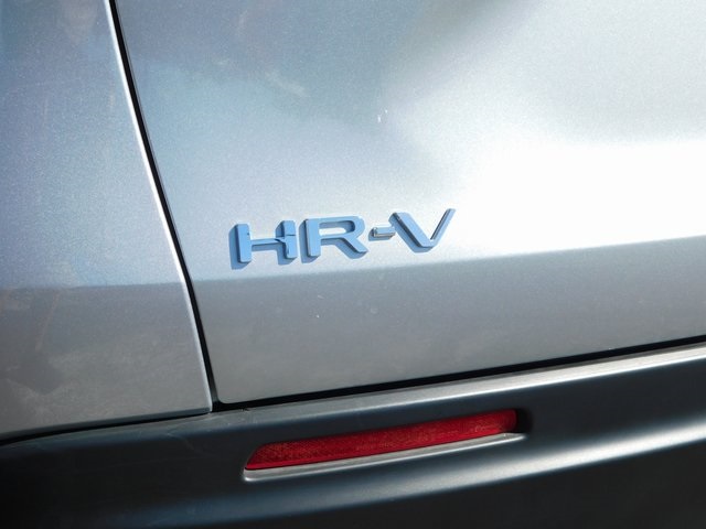 2025 Honda HR-V LX photo 34
