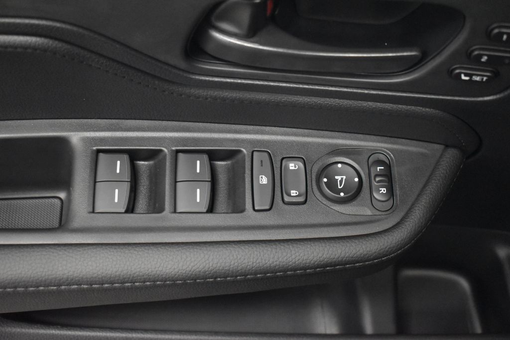 2026 Honda Odyssey EX-L photo 9