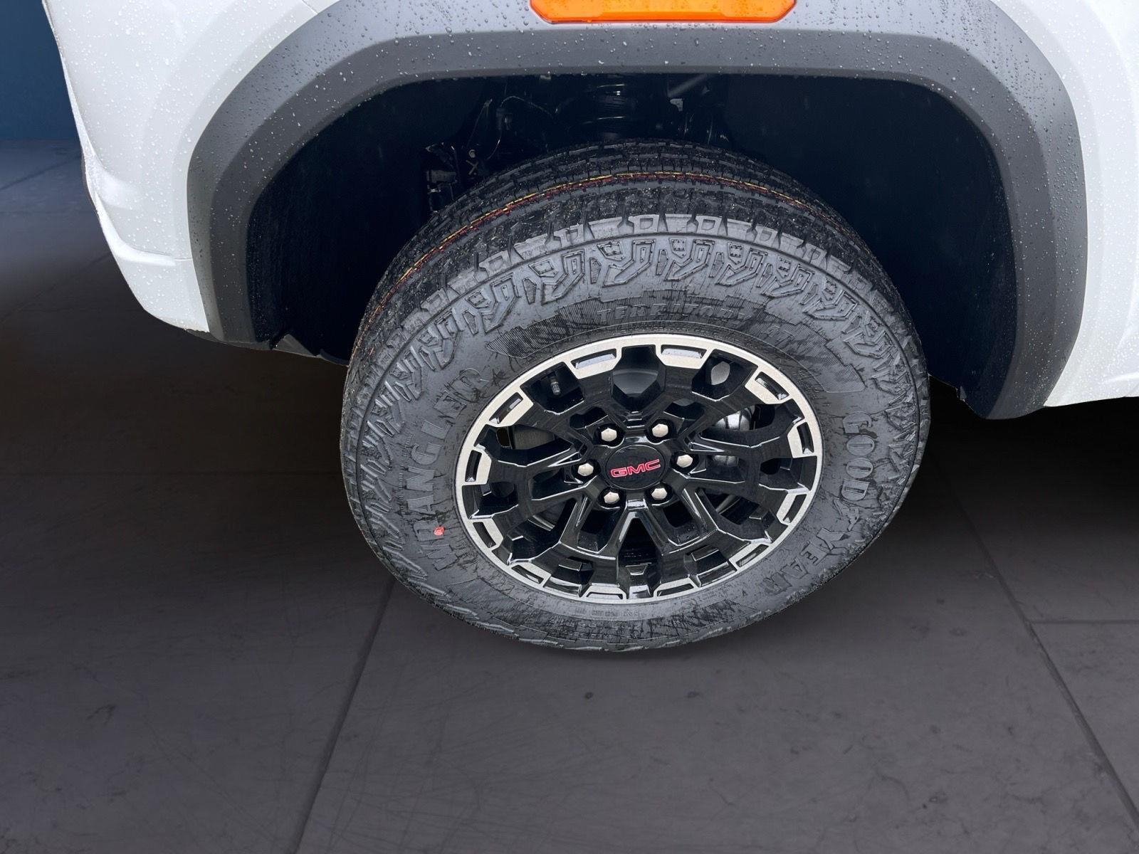 2026 Gmc Canyon AT4 photo 10