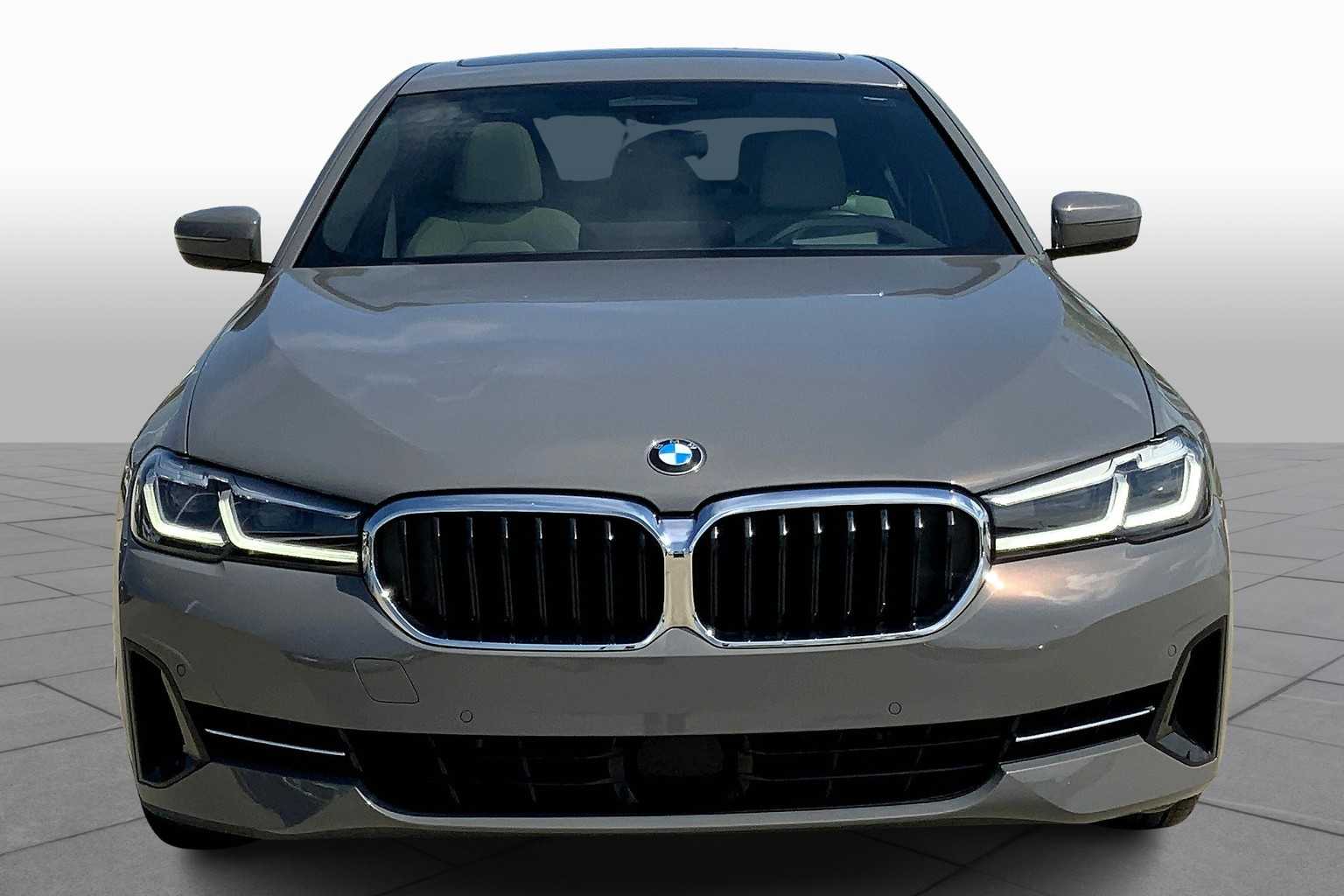 2022 Bmw 530i photo 3
