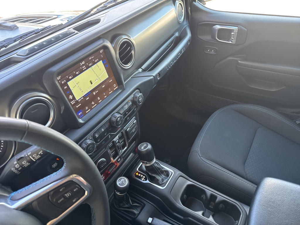 2023 Jeep Wrangler Rubicon 4xe photo 17