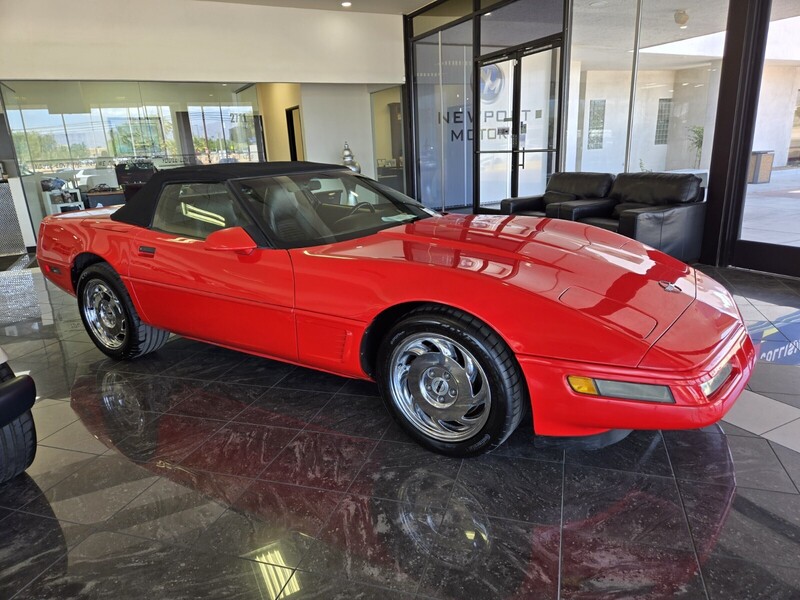 1996 Chevrolet Corvette Convertible photo 4