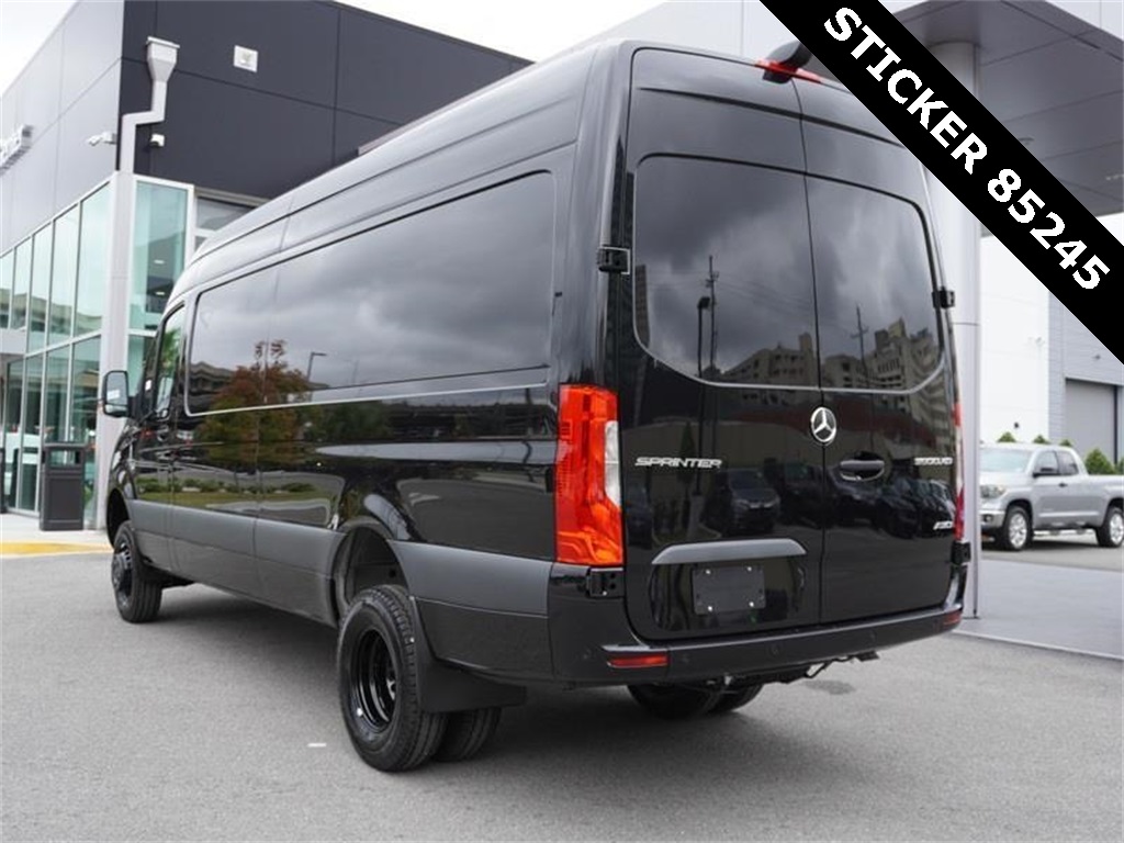 PreOwned 2024 MercedesBenz Sprinter 3500 XD Cargo 170 WB 3D Cargo Van