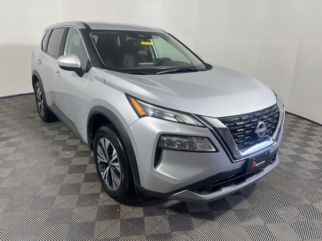 2023 Nissan Rogue SV's photo