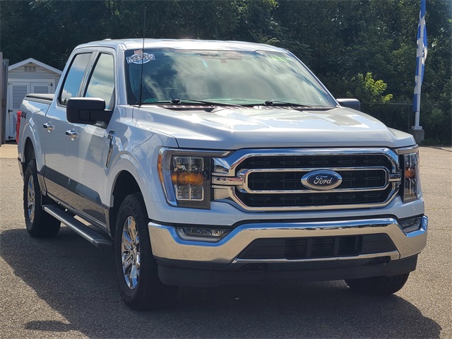 2022 Ford F-150 XLT photo 2