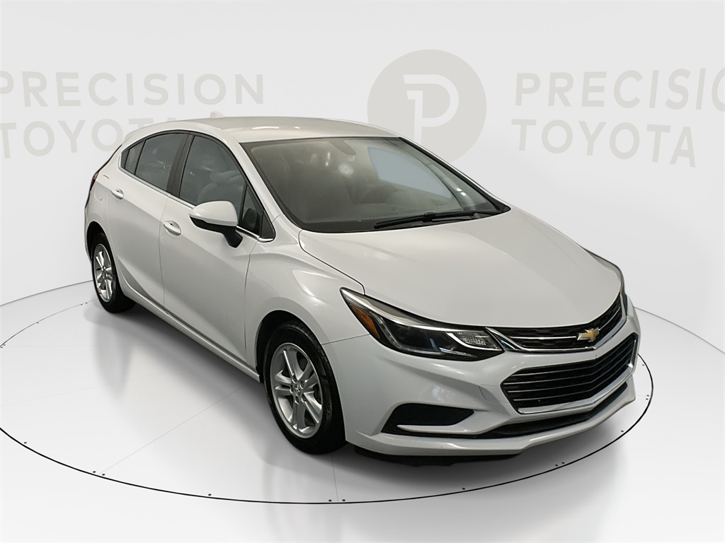 2018 Chevrolet Cruze LT's photo