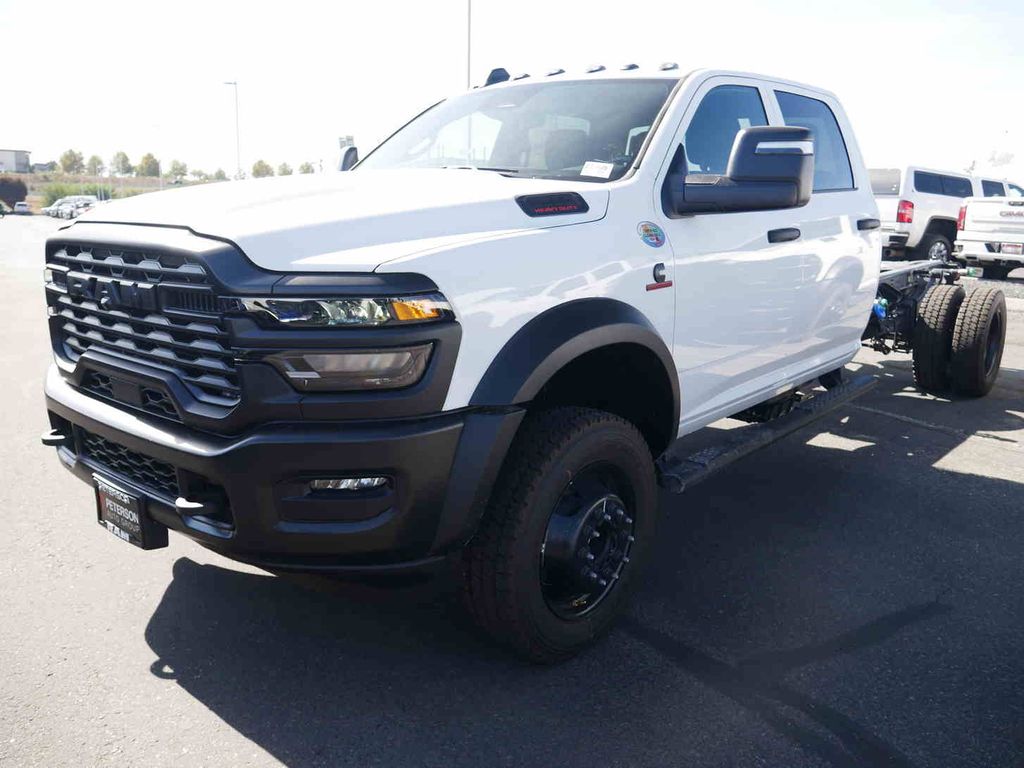 2026 Ram 5500 Tradesman photo 3