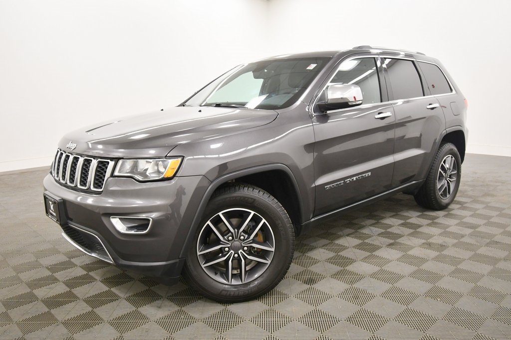 Used 2019 Jeep Grand Cherokee Limited with VIN 1C4RJFBG1KC693325 for sale in Rochester, Minnesota