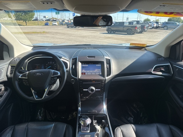 2019 Ford Edge Titanium photo 9