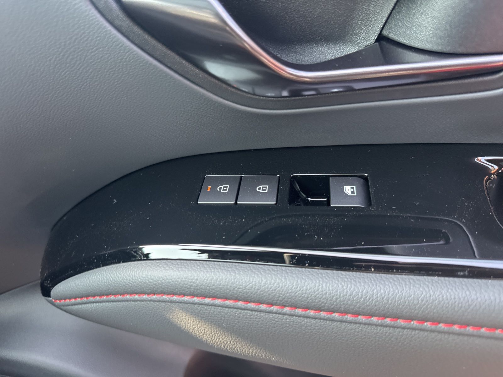 2025 Hyundai Tucson Hybrid N Line photo 33