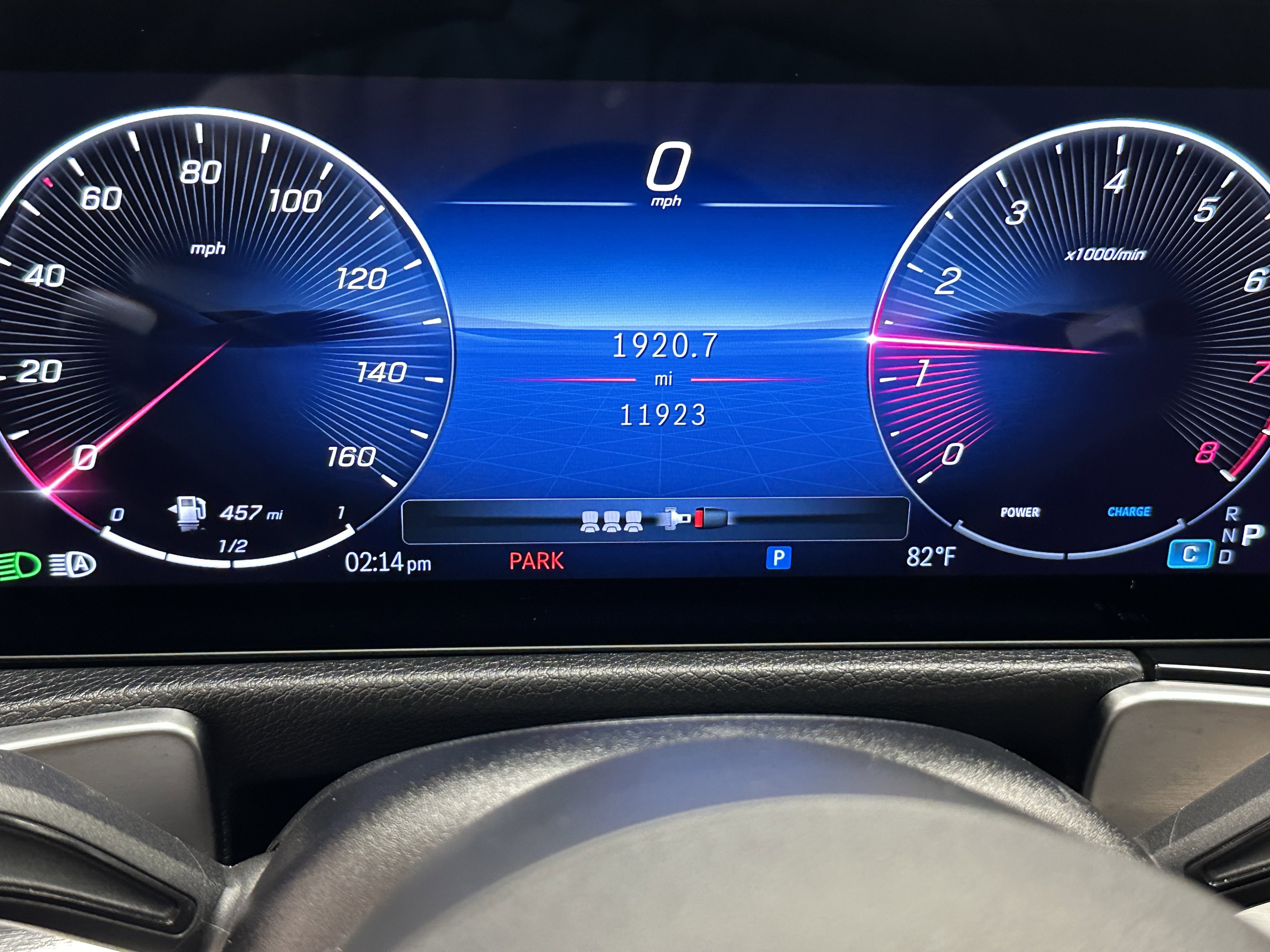 2024 Mercedes Benz GLB 250 photo 15