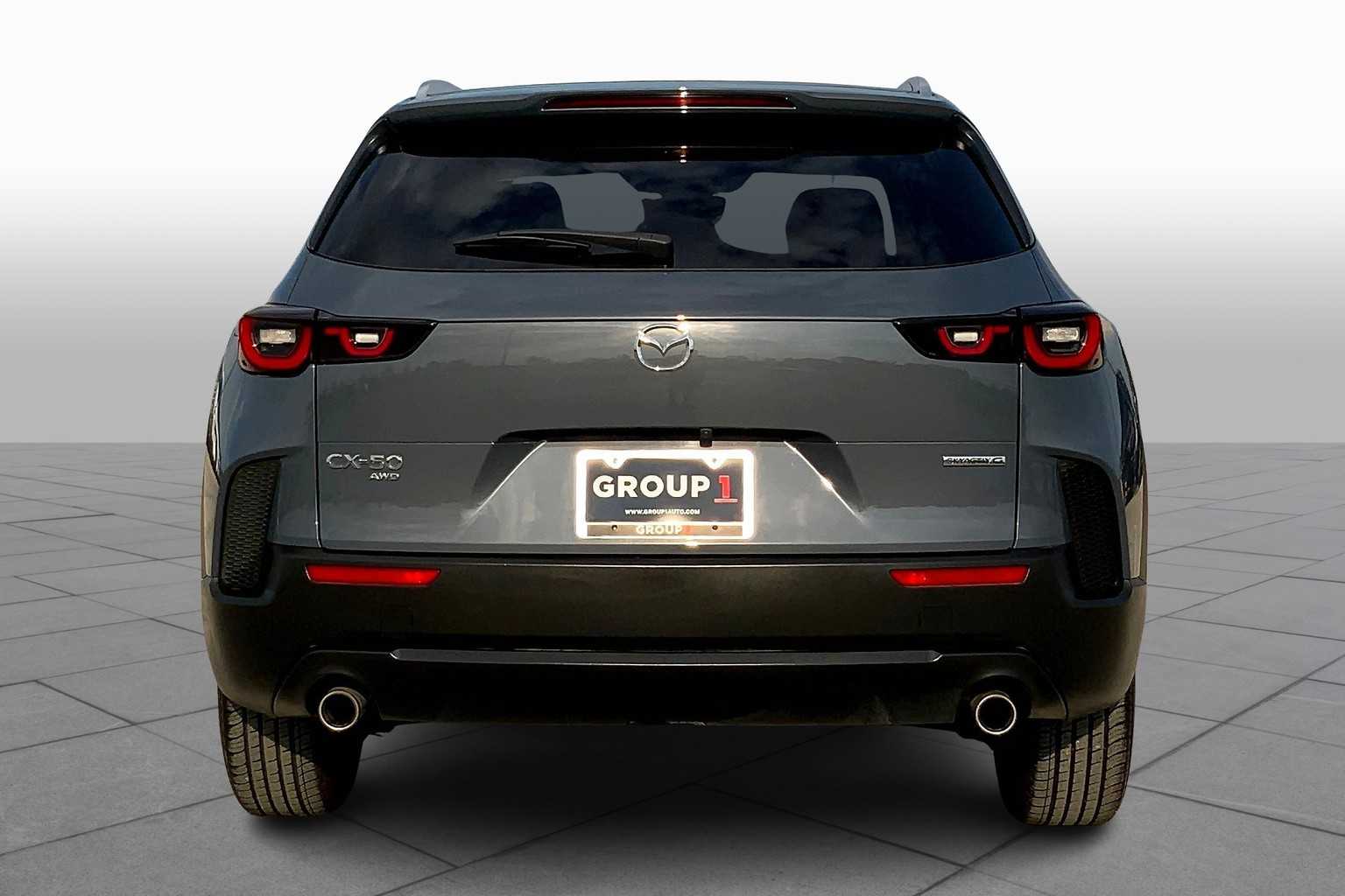 2024 Mazda CX-50 2.5 S Preferred photo 4