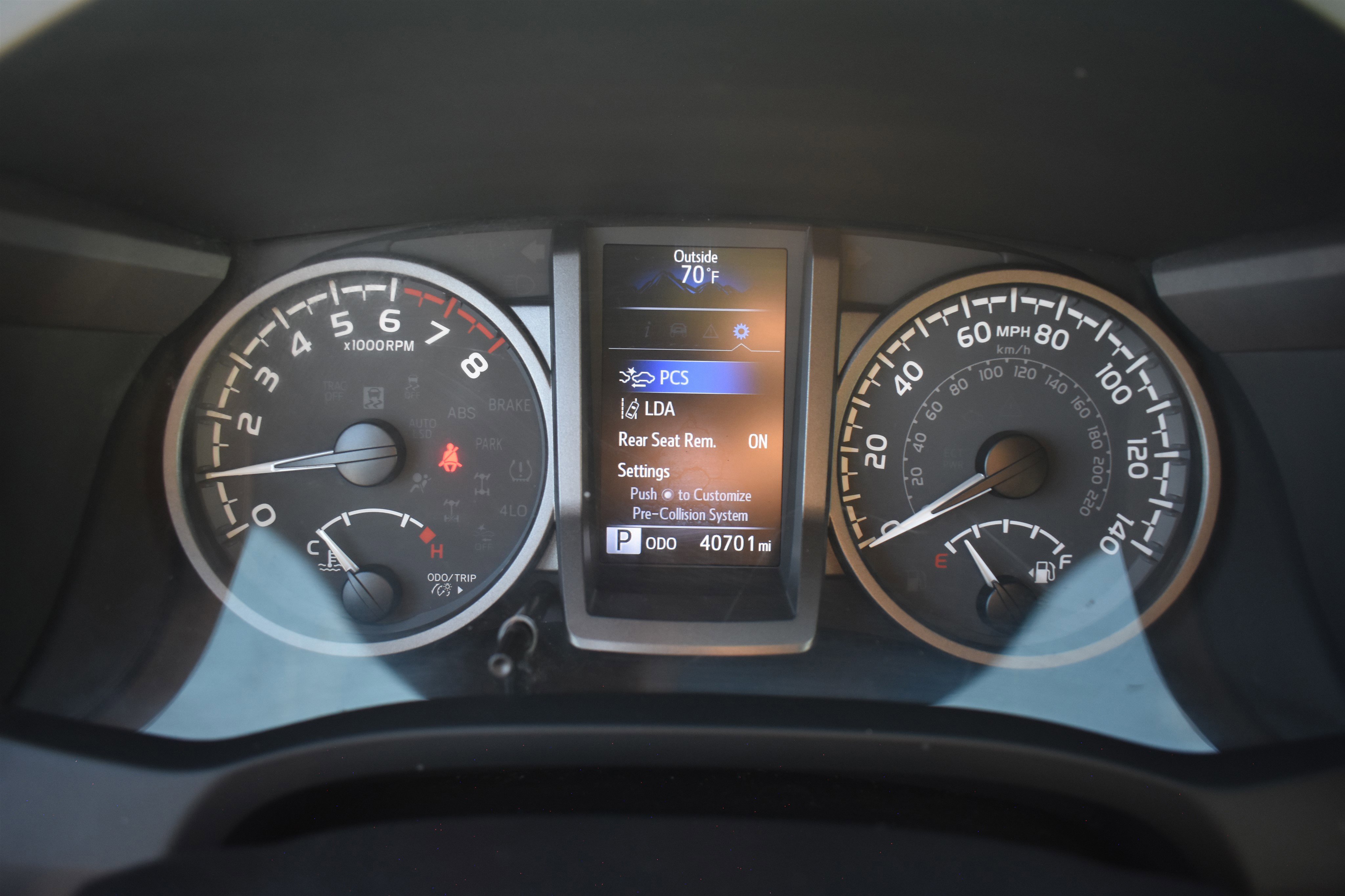 2023 Toyota Tacoma 4x4 SR5 photo 8