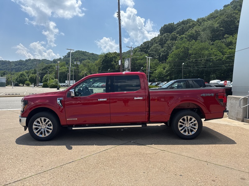2025 Ford F-150 XLT photo 2