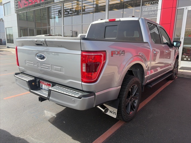 2023 Ford F-150 XLT photo 3