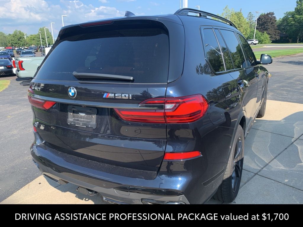 2022 Bmw X7 M50i photo 3