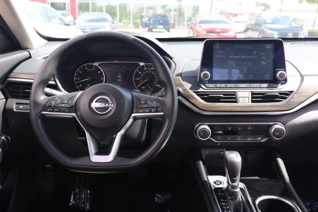 2023 Nissan Altima 2.5 SV photo 20