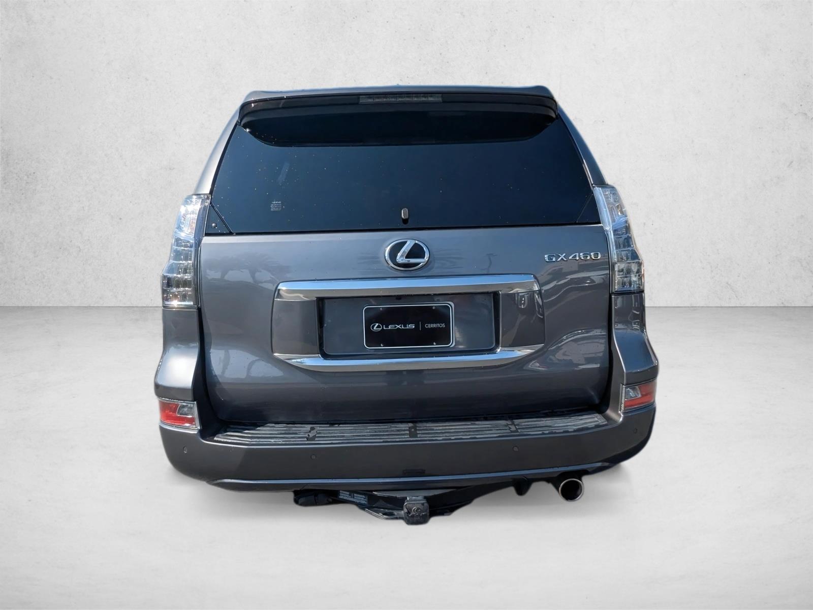 2020 Lexus GX 460 Premium photo 3