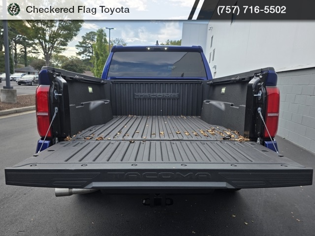 2025 Toyota Tacoma TRD Off-Road photo 16