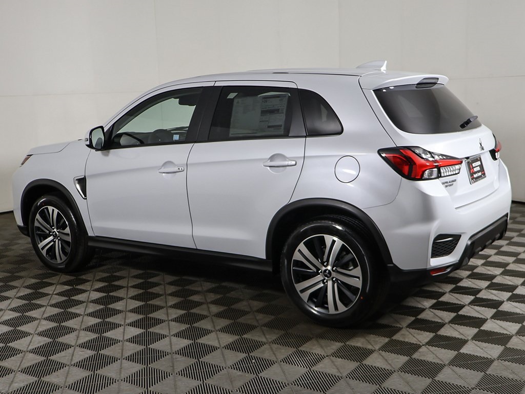 2025 Mitsubishi Outlander Sport ES SE LE photo 9