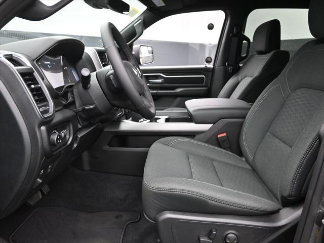 2025 Ram 1500 Big Horn Lone Star photo 11