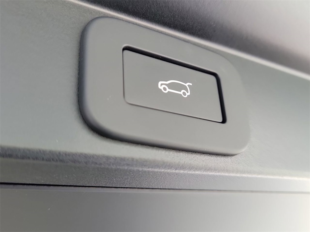 2025 Land Rover Range Rover Autobiography photo 11