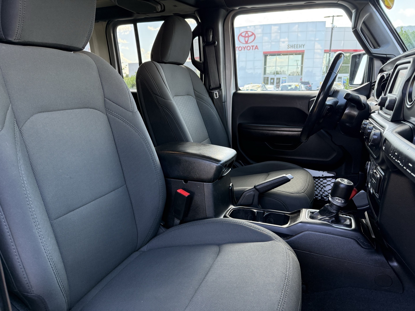 2019 Jeep Wrangler Unlimited Sport S photo 21