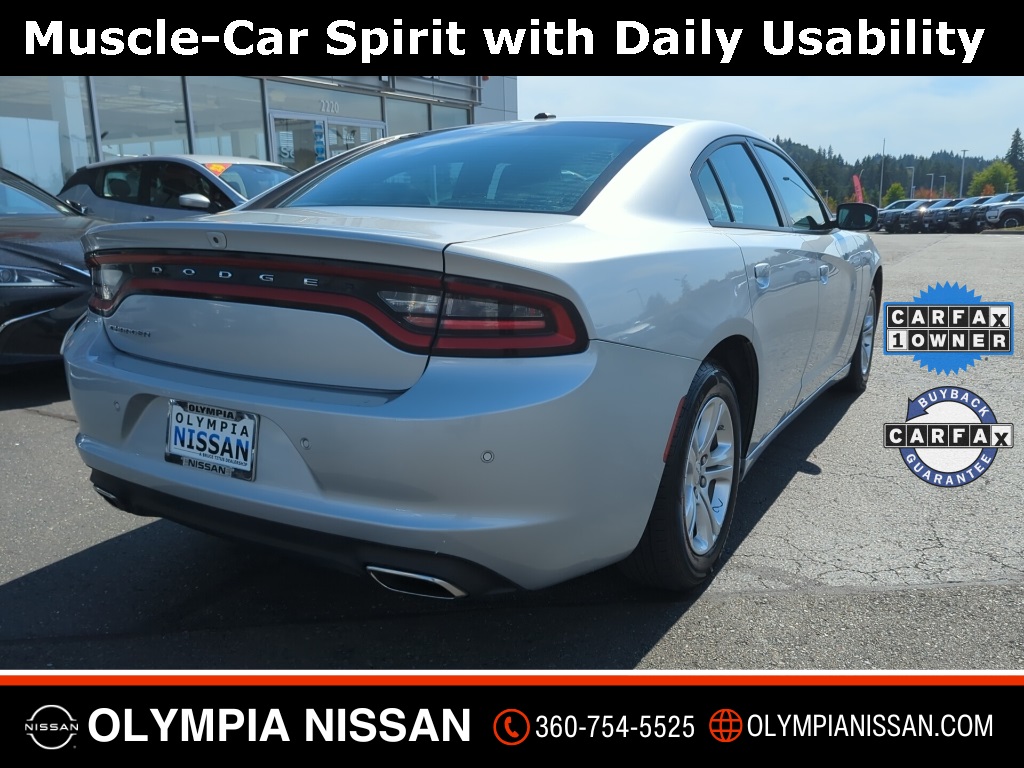 2022 Dodge Charger SXT photo 8