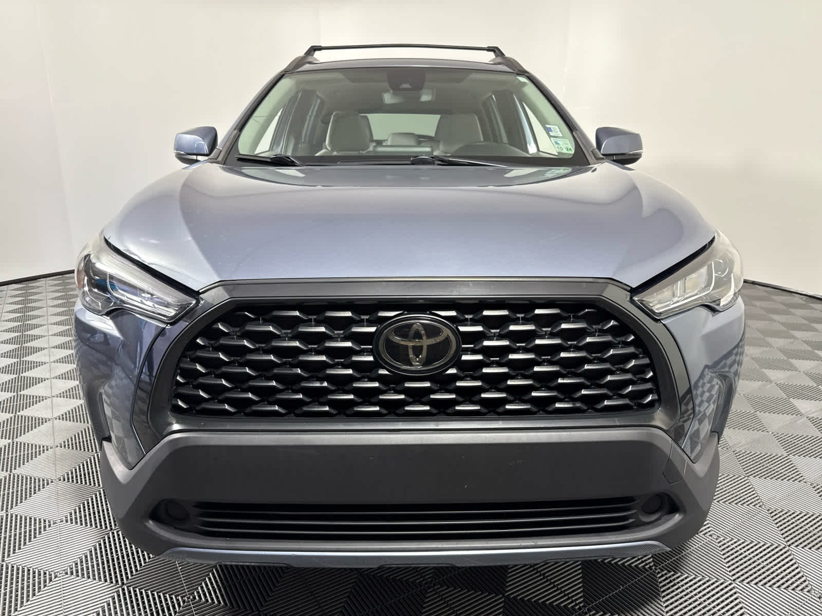 2022 Toyota Corolla Cross LE photo 10