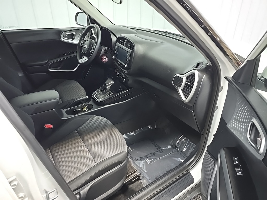2021 Kia Soul LX photo 15
