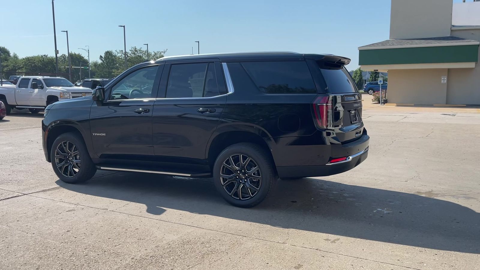2025 Chevrolet Tahoe LS photo 19