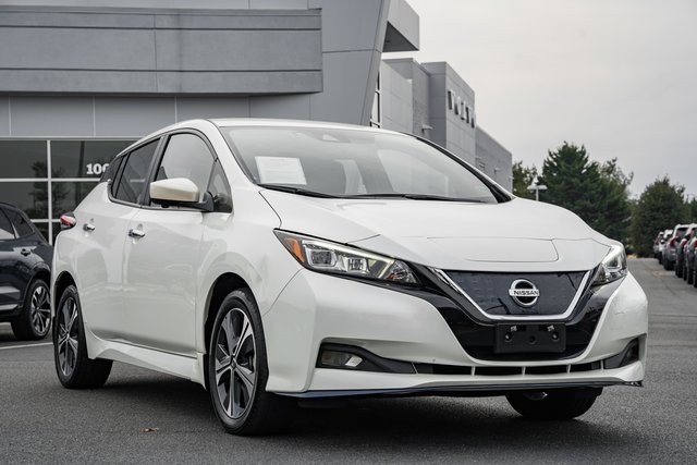 2022 Nissan LEAF SV Plus's photo