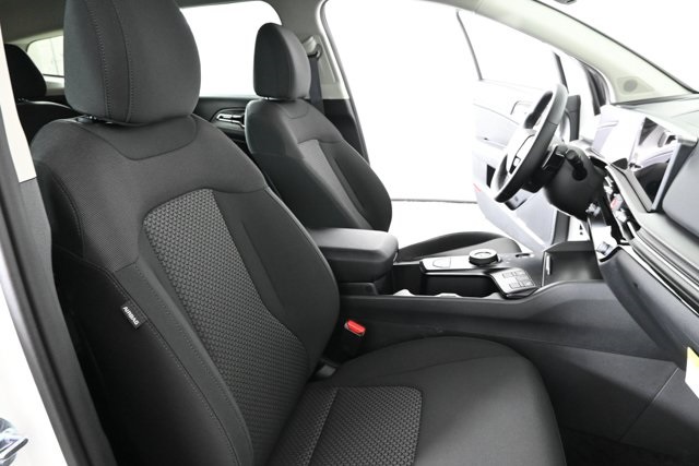 2026 Kia Sportage Hybrid S photo 6