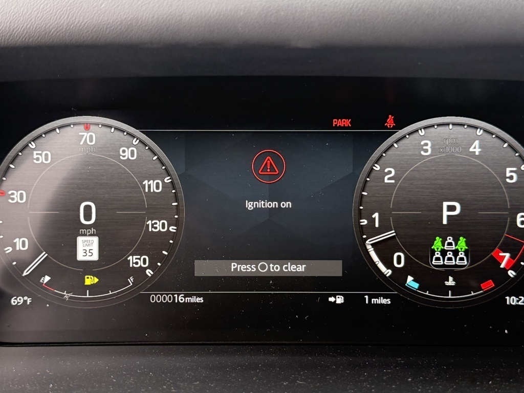 2025 Land Rover Defender 130 S photo 18