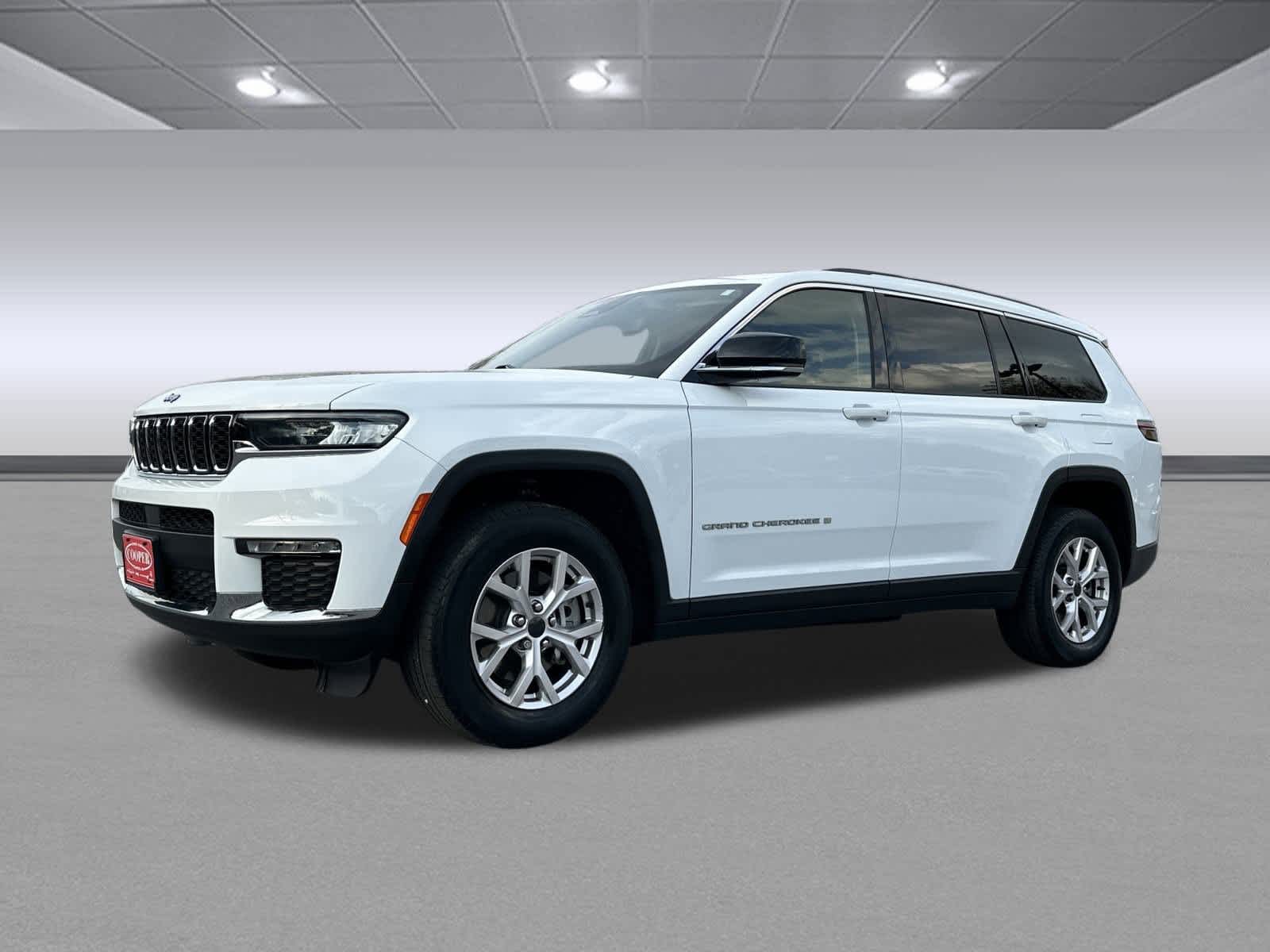 2021 Jeep Grand Cherokee Limited photo 3