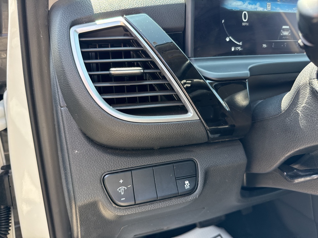 2024 Kia Seltos X-Line photo 14